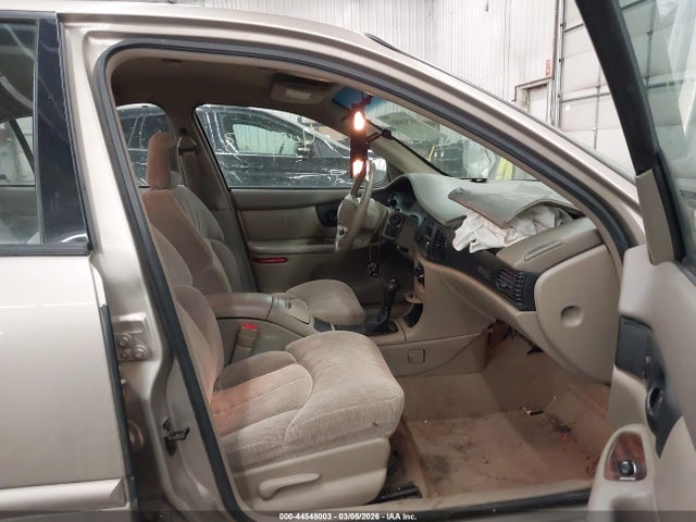 44548003 :رقم المزاد ، 2G4WB52K411140960 vin ، 2001 Buick Regal Ls مزاد بيع