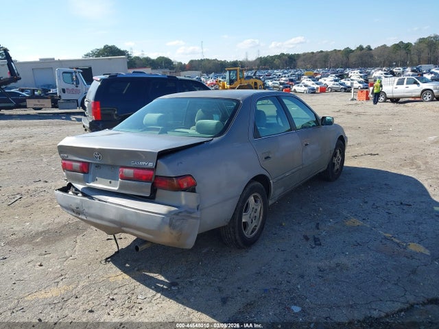 1998 TOYOTA CAMRY 4T1BG22K3WU308050 Photo 3