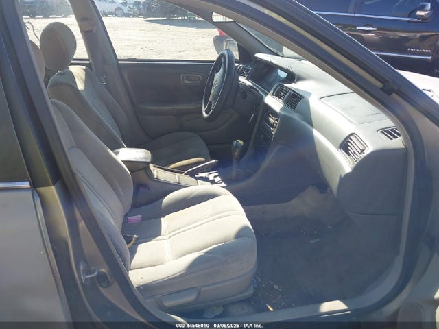 1998 TOYOTA CAMRY 4T1BG22K3WU308050 Photo 4