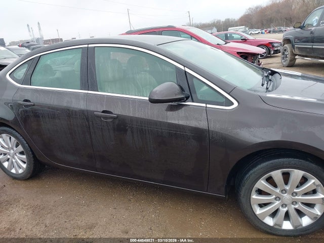 44548021 :رقم المزاد ، 1G4PP5SK0F4137877 vin ، 2015 Buick Verano مزاد بيع