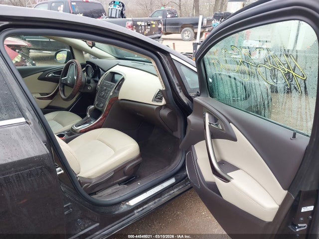 44548021 :رقم المزاد ، 1G4PP5SK0F4137877 vin ، 2015 Buick Verano مزاد بيع