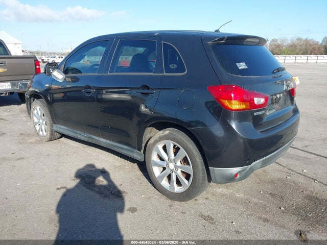 2015 MITSUBISHI OUTLANDER SPORT 4A4AP3AU0FE026718 Photo 2