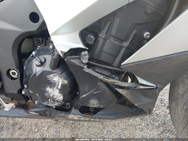 Kawasaki Zx1000 W 2018 JKAZXCW14JA007799 Image 8