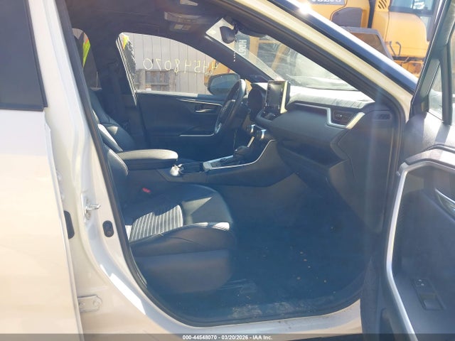 2021 TOYOTA RAV4 HYBRID 4T3E6RFV1MU021386 Photo 4