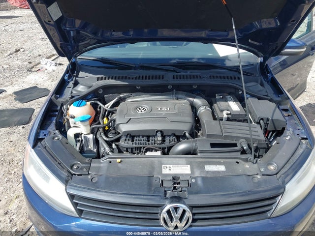 3VWD17AJXEM212369 Volkswagen Jetta 1.8t Se