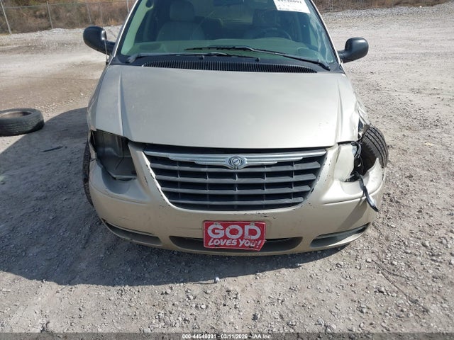44548091 :رقم المزاد ، 2C4GP54LX5R417022 vin ، 2005 Chrysler Town & Country Touring مزاد بيع