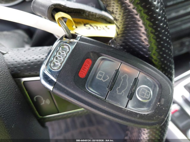 2009 AUDI A5 WAUDK78T79A032595 Photo 10