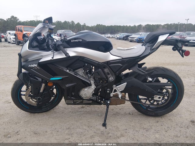 Aukcja sprzedaży 2026 Cf Moto 675ss, vin: LCEPEVLP9T6001087, numer aukcji: 44548137