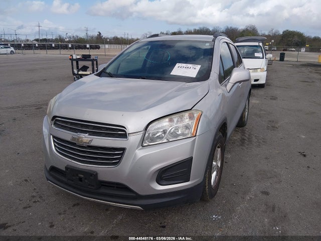 Chevrolet Trax Lt 2016 3GNCJLSB2GL266814 Image 2