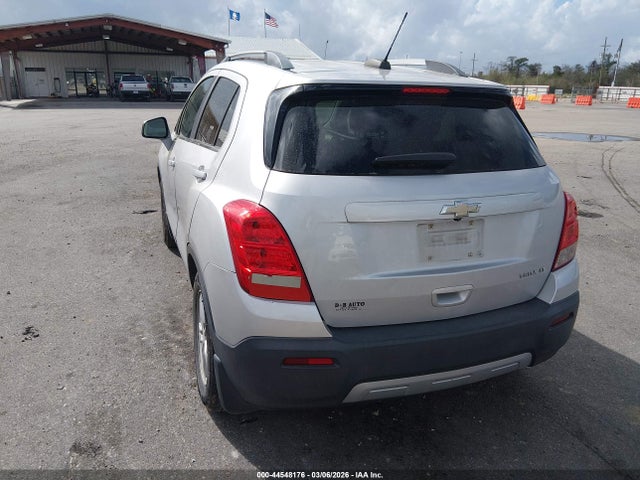 Chevrolet Trax Lt 2016 3GNCJLSB2GL266814 Image 3