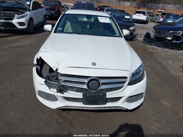 55SWF4KB6GU167746 Mercedes-Benz C 300 4matic