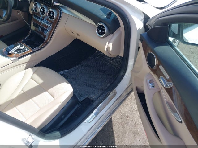 55SWF4KB6GU167746 Mercedes-Benz C 300 4matic