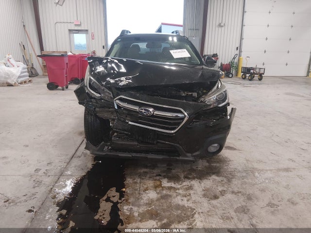 44548204 :رقم المزاد ، 4S4BSAKC4J3374848 vin ، 2018 Subaru Outback 2.5i Limited مزاد بيع