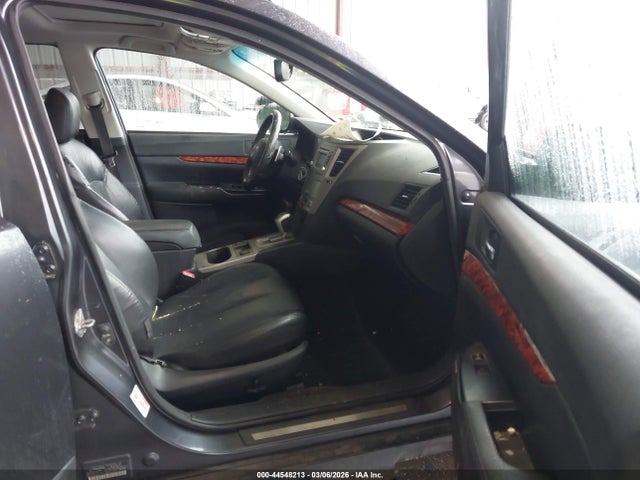 44548213 :رقم المزاد ، 4S4BRBKC8C3250599 vin ، 2012 Subaru Outback 2.5i Limited مزاد بيع