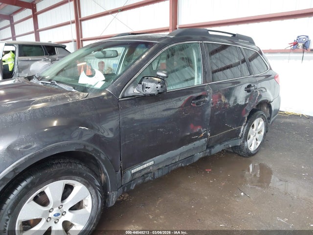 44548213 :رقم المزاد ، 4S4BRBKC8C3250599 vin ، 2012 Subaru Outback 2.5i Limited مزاد بيع