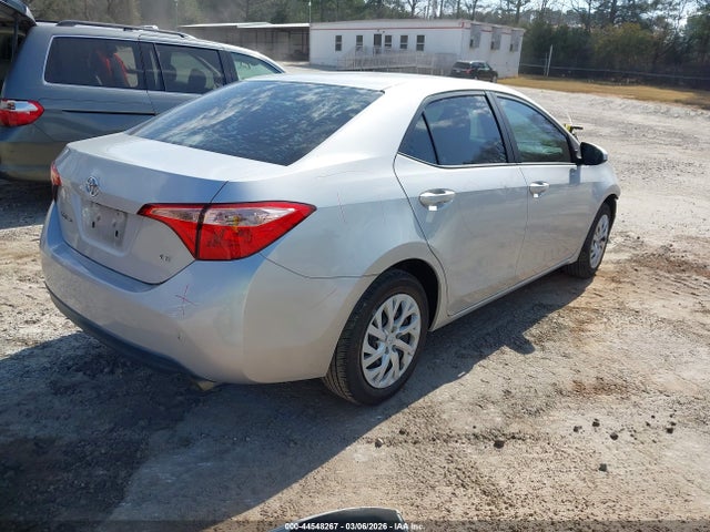 2018 Toyota Corolla Le მანქანა იყიდება აუქციონზე, vin: 5YFBURHE2JP852777, აუქციონის ნომერი: 44548267