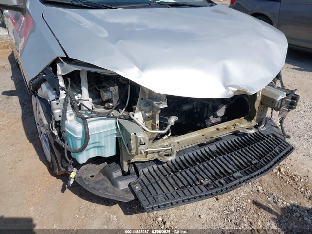 2018 Toyota Corolla Le მანქანა იყიდება აუქციონზე, vin: 5YFBURHE2JP852777, აუქციონის ნომერი: 44548267