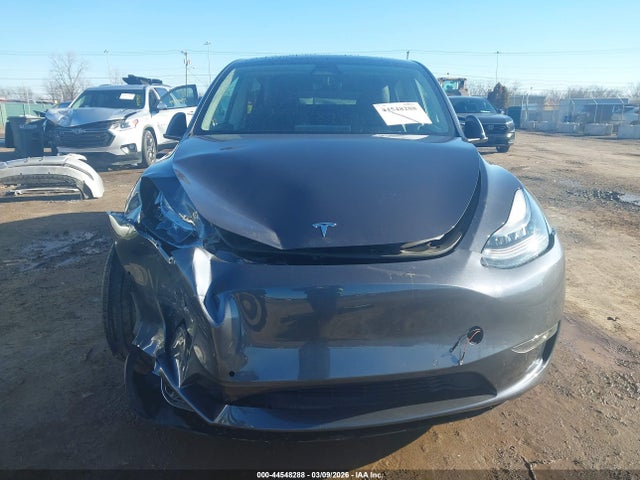 44548288 :رقم المزاد ، 5YJYGDEE9MF066094 vin ، 2021 Tesla Model Y Long Range Dual Motor All-wheel Drive مزاد بيع