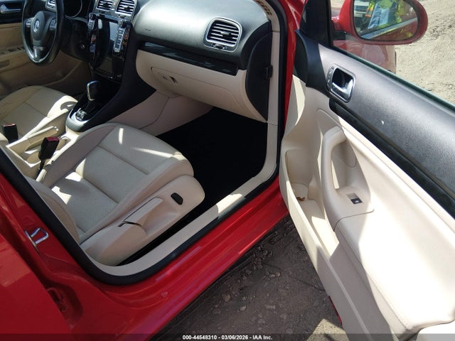 44548310 :رقم المزاد ، 3VWPL7AJ1BM662740 vin ، 2011 Volkswagen Jetta Sportwagen 2.0l Tdi مزاد بيع