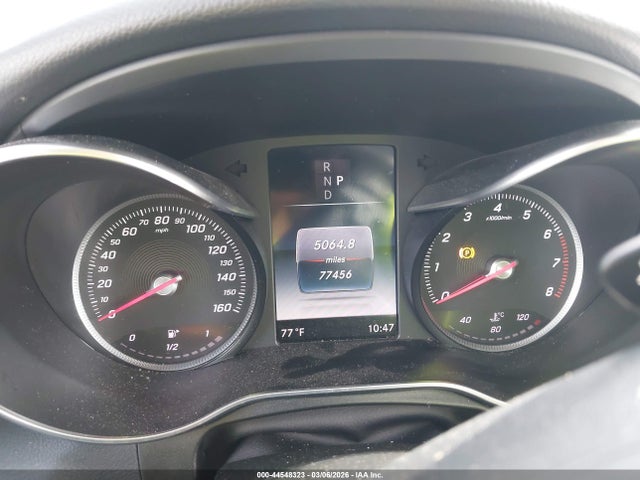 44548323 :رقم المزاد ، WDC0G4JB5HV002452 vin ، 2017 Mercedes-benz Glc 300 مزاد بيع