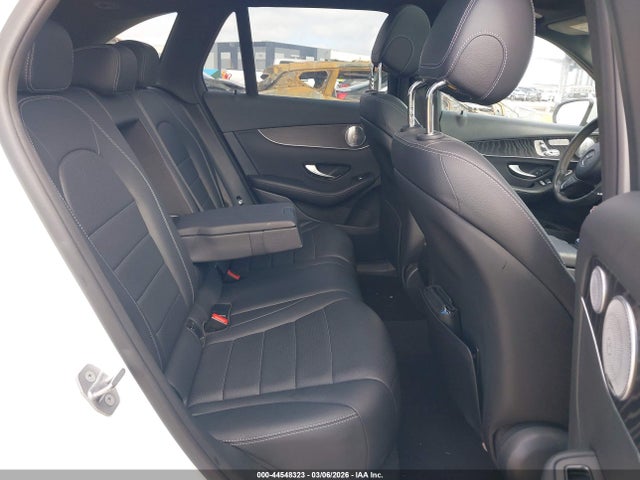 44548323 :رقم المزاد ، WDC0G4JB5HV002452 vin ، 2017 Mercedes-benz Glc 300 مزاد بيع