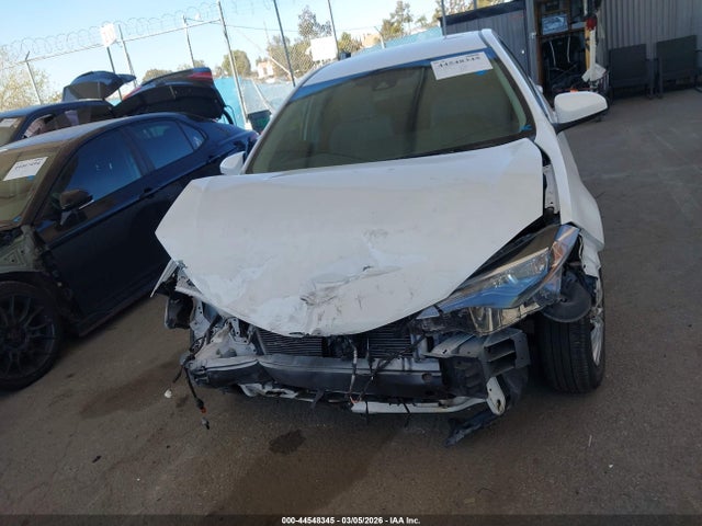 Toyota COROLLA L 2017 5YFBURHE7HP660846 Image 12
