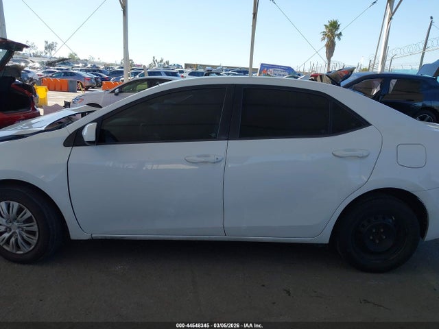 Toyota COROLLA L 2017 5YFBURHE7HP660846 Image 14