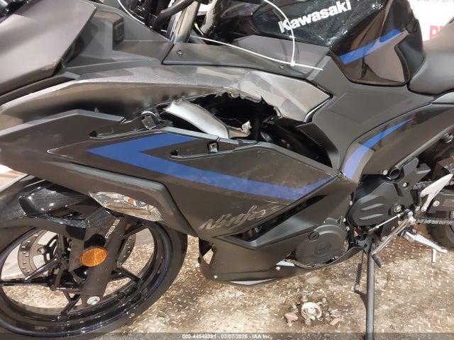 Kawasaki EX500 2025 ML5EXGG15SDA71700 Image 14