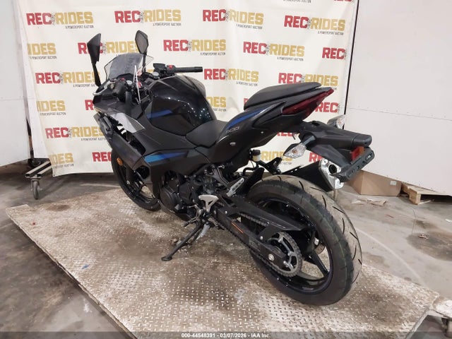 2025 KAWASAKI EX500 ML5EXGG15SDA71700 Photo 2