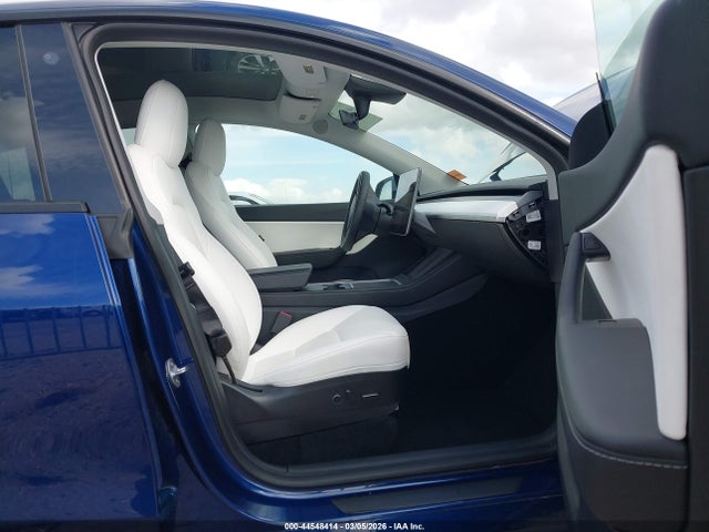 Продажа на аукционе авто 2021 Tesla Model Y Long Range Dual Motor All-wheel Drive, vin: 5YJYGDEE4MF178950, номер лота: 44548414