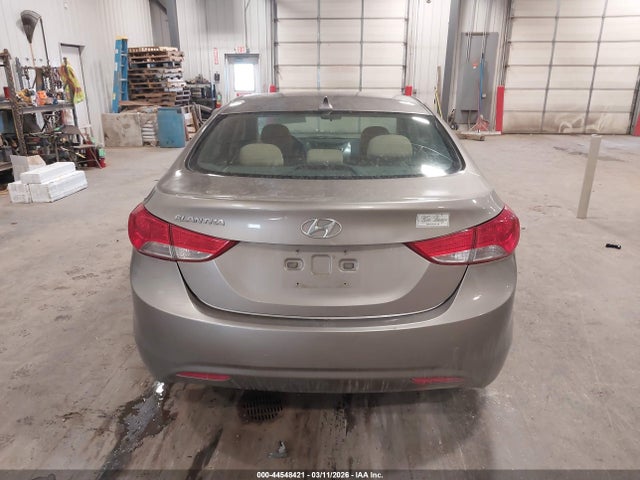 44548421 :رقم المزاد ، 5NPDH4AE0DH387105 vin ، 2013 Hyundai Elantra Gls مزاد بيع