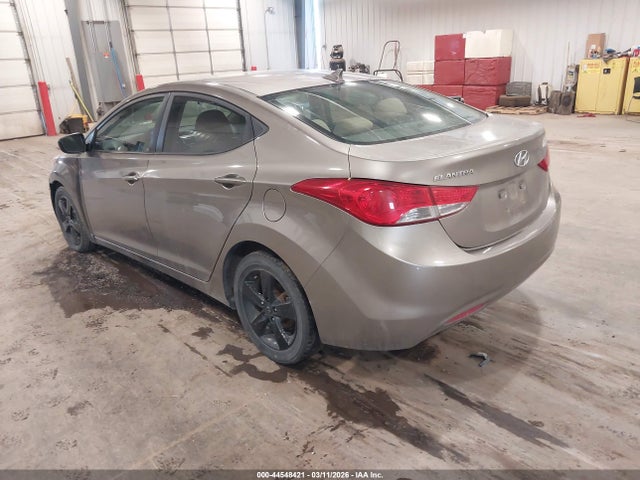 44548421 :رقم المزاد ، 5NPDH4AE0DH387105 vin ، 2013 Hyundai Elantra Gls مزاد بيع