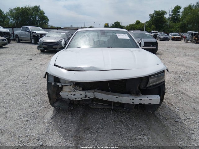 2C3CDXBG0KH709776 Dodge Charger Sxt Rwd