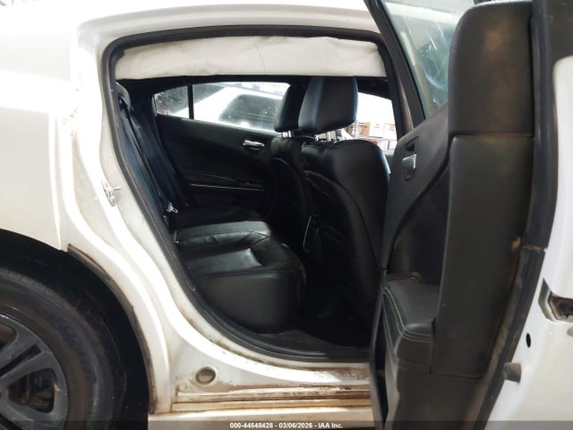 2C3CDXBG0KH709776 Dodge Charger Sxt Rwd