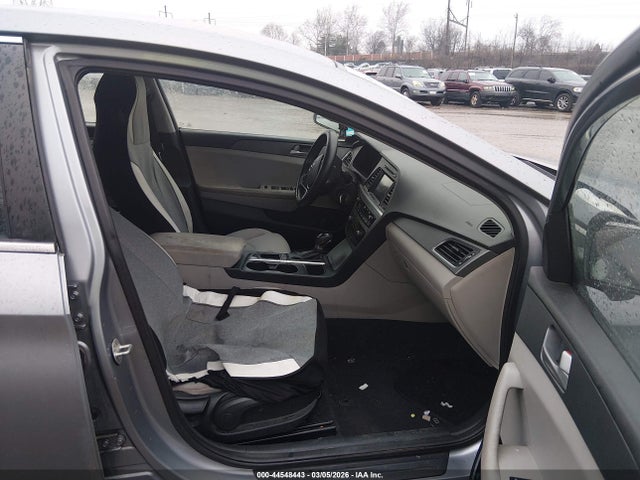 Hyundai SONATA SE 2016 5NPE24AF2GH315213 Image 5