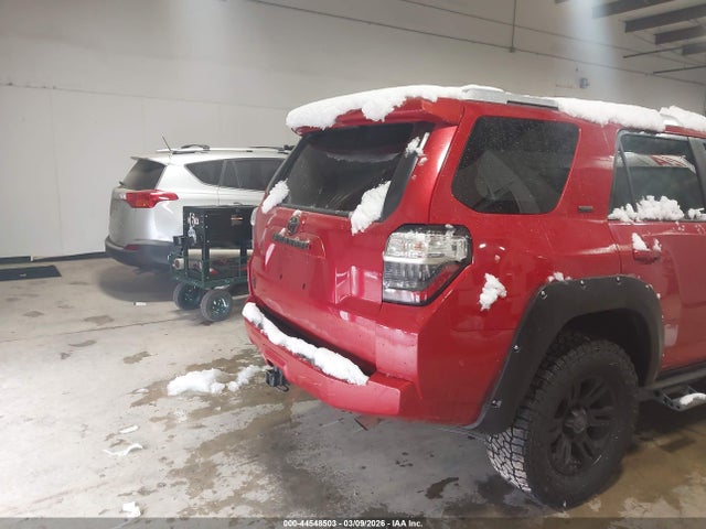 Toyota 4RUNNER SR5 2016 JTEBU5JR7G5333795 Image 16