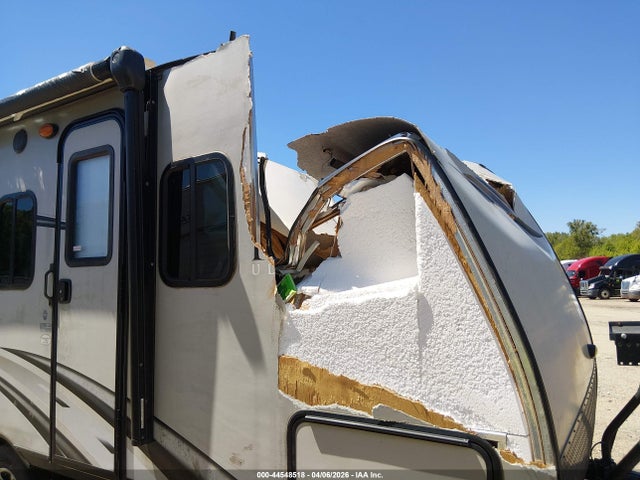 4YDT19920GT410435 Keyston Rv