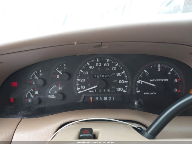 1998 LINCOLN NAVIGATOR 5LMPU28LXWLJ47214 Photo 6