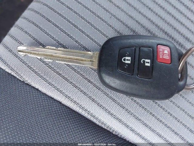 Toyota RAV4 LE 2015 2T3ZFREV0FW200542 Image 11