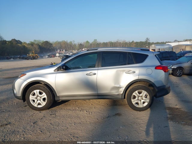 Toyota RAV4 LE 2015 2T3ZFREV0FW200542 Image 14