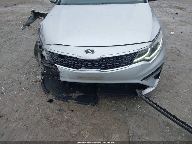 5XXGT4L32KG299429 KIA Optima Lx