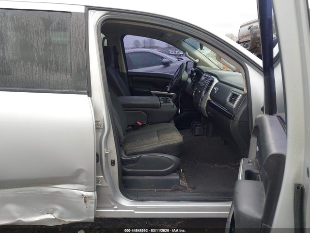 2018 NISSAN TITAN 1N6AA1EK4JN501041 Photo 4