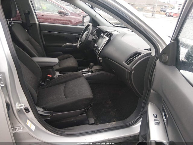 2020 MITSUBISHI OUTLANDER SPORT JA4AP4AU9LU019386 Photo 4