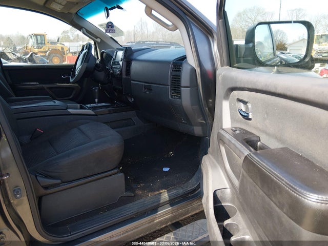 Продаж на аукціоні авто 2015 Nissan Titan Sv, vin: 1N6BA0EDXFN503125, номер лоту: 44548603