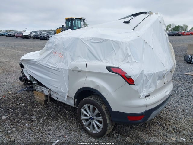 2017 Ford Escape Titanium მანქანა იყიდება აუქციონზე, vin: 1FMCU9J94HUB50843, აუქციონის ნომერი: 44548611