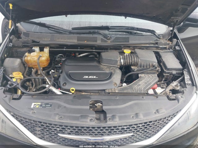 Chrysler Pacifica Touring 2018 2C4RC1DG4JR168095 Image 10