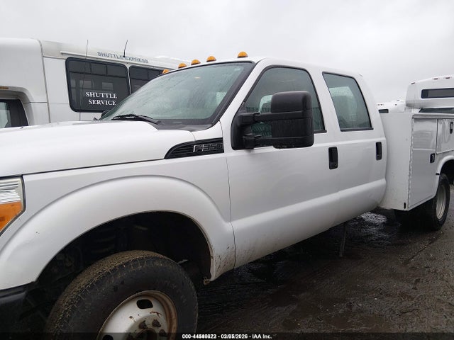Ford F-350 Chassis Xl 2015 1FD8W3H63FEA14820 Image 18