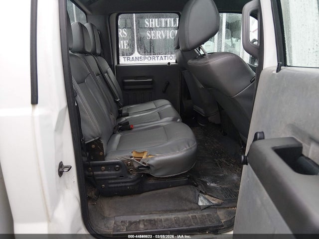 Ford F-350 Chassis Xl 2015 1FD8W3H63FEA14820 Image 8
