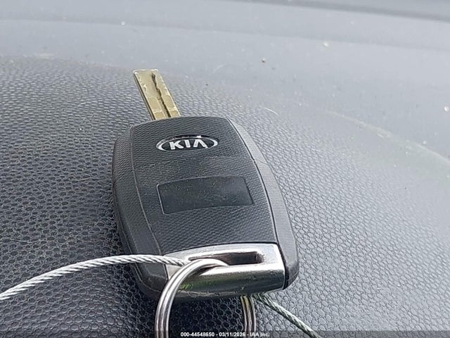 KIA SOUL + 2015 KNDJP3A55F7197453 Image 11
