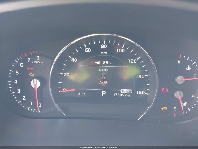 2019 Kia Sorento 3.3l Sxl მანქანა იყიდება აუქციონზე, vin: 5XYPK4A5XKG477588, აუქციონის ნომერი: 44548665
